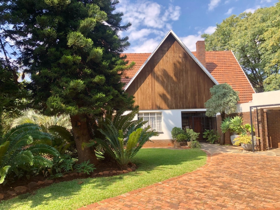 8 Bedroom Property for Sale in Zandfontein A H North West